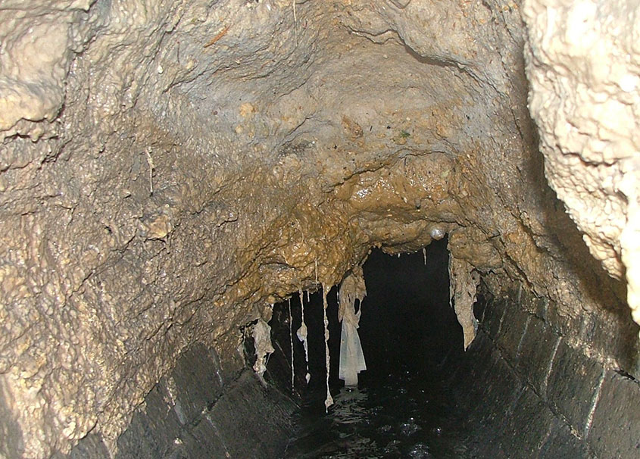 A fatberg in a sewer (Photo courtesy of Thames Water)
