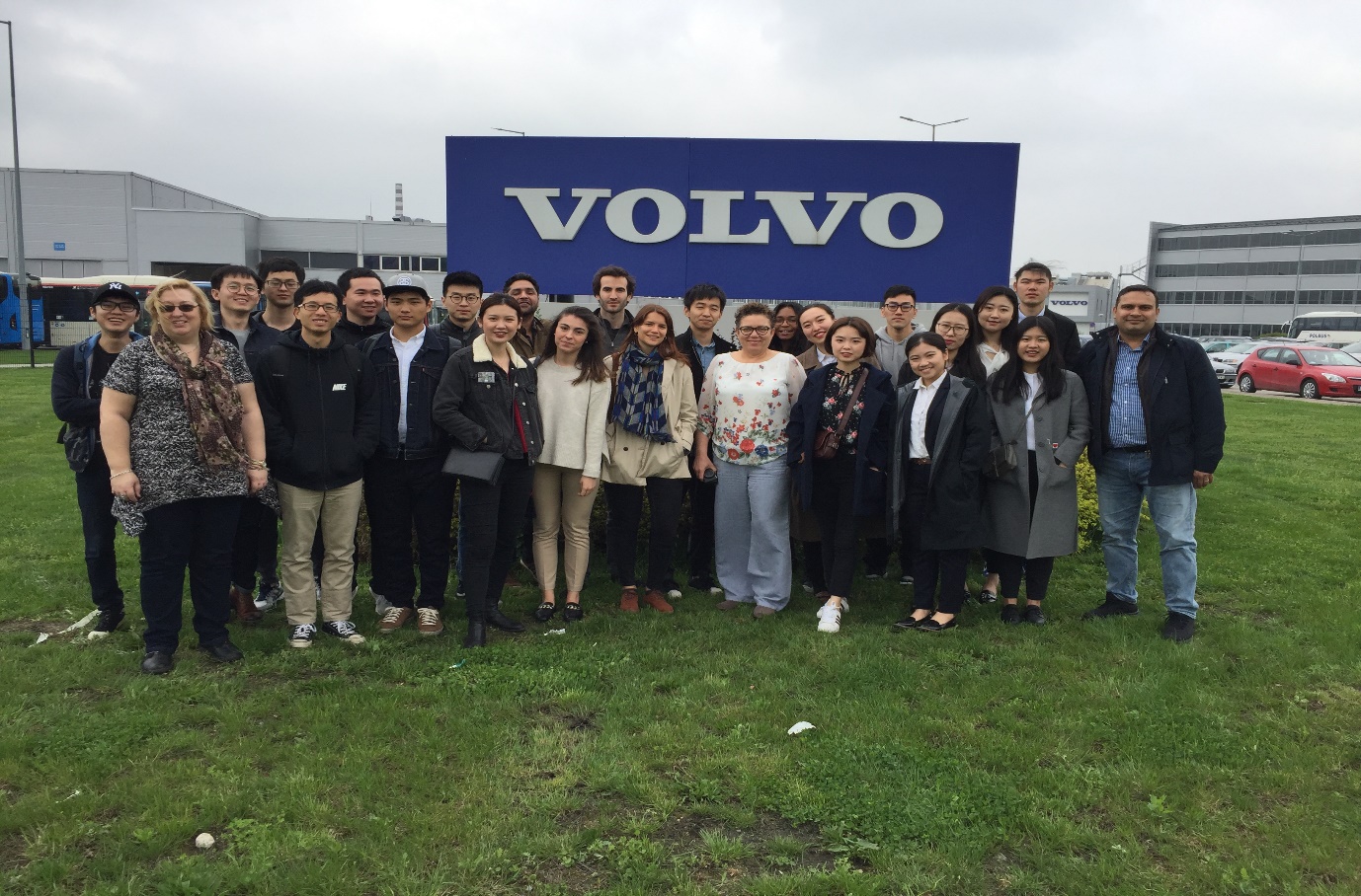 Logistics MSc students visit Volvo in Wroclaw
